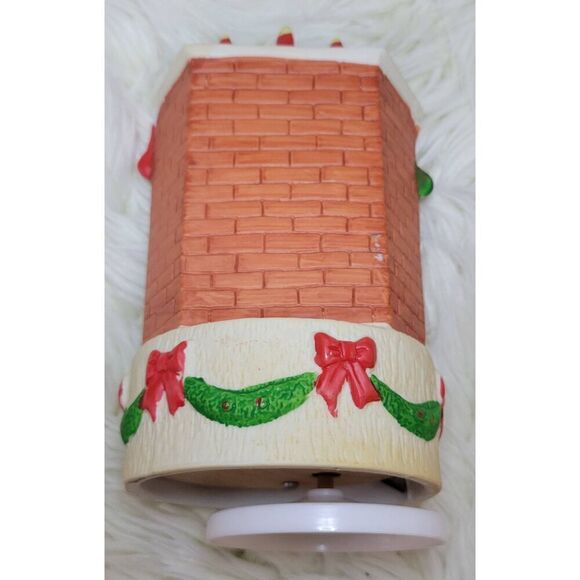 Vintage Santa Claus Ceramic Revolving Music box “Santa Claus Is Coming..” - Picture 4 of 8